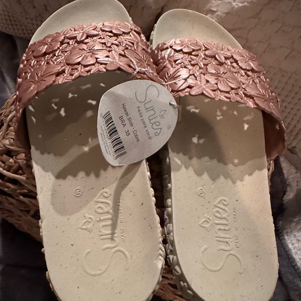 Rose gold Sunnies size 38